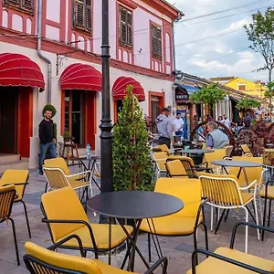 Zobo Hotel