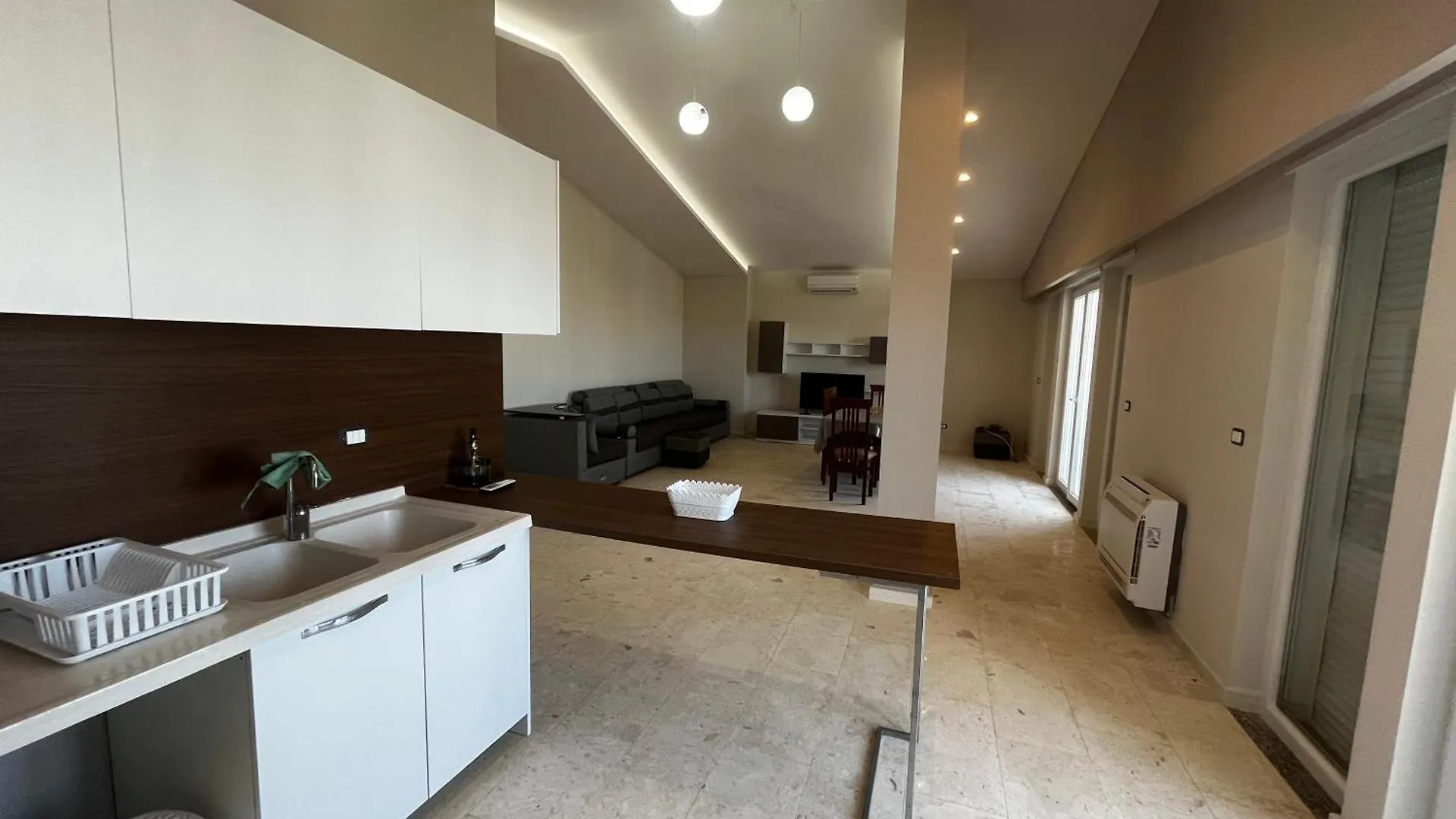 A&D Penthouse 3 Bedroom Apartment Shkoder