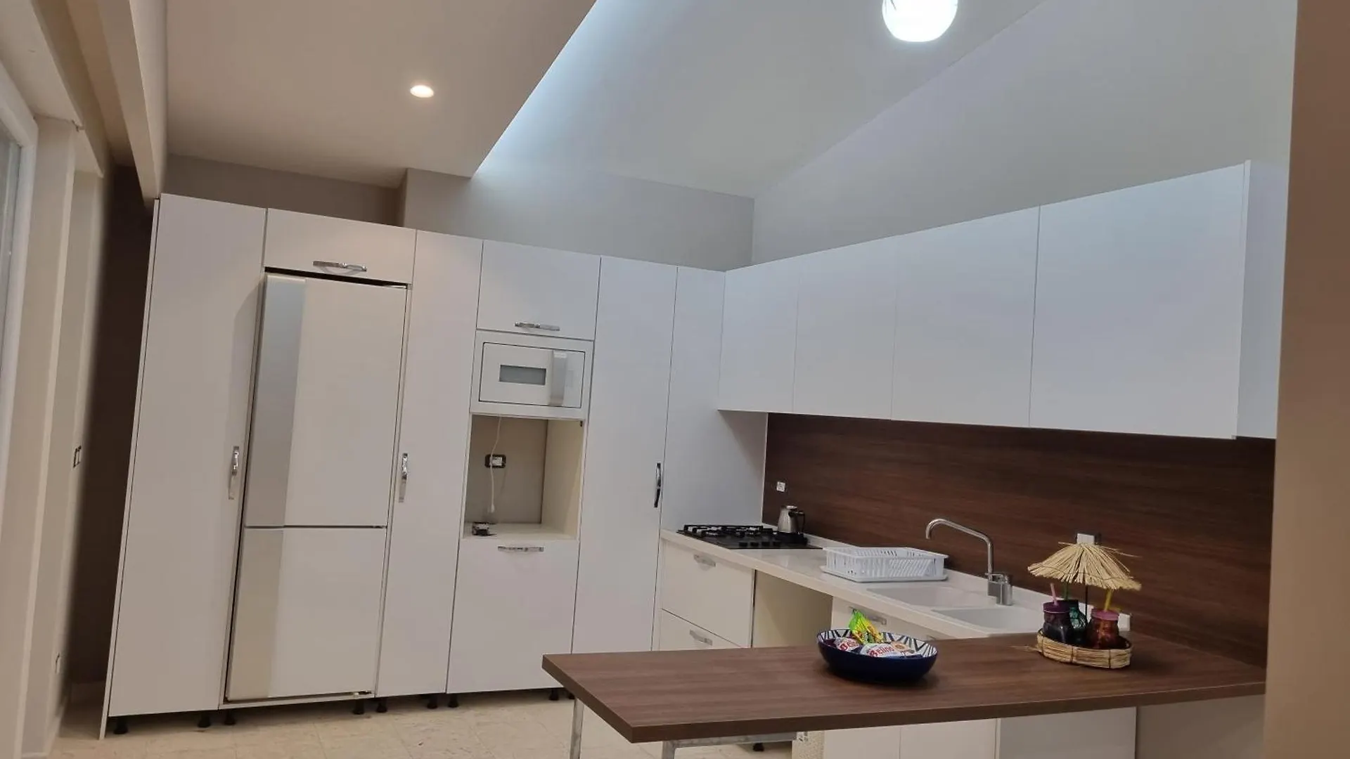 A&D Penthouse 3 Bedroom Apartment Shkoder 0*,