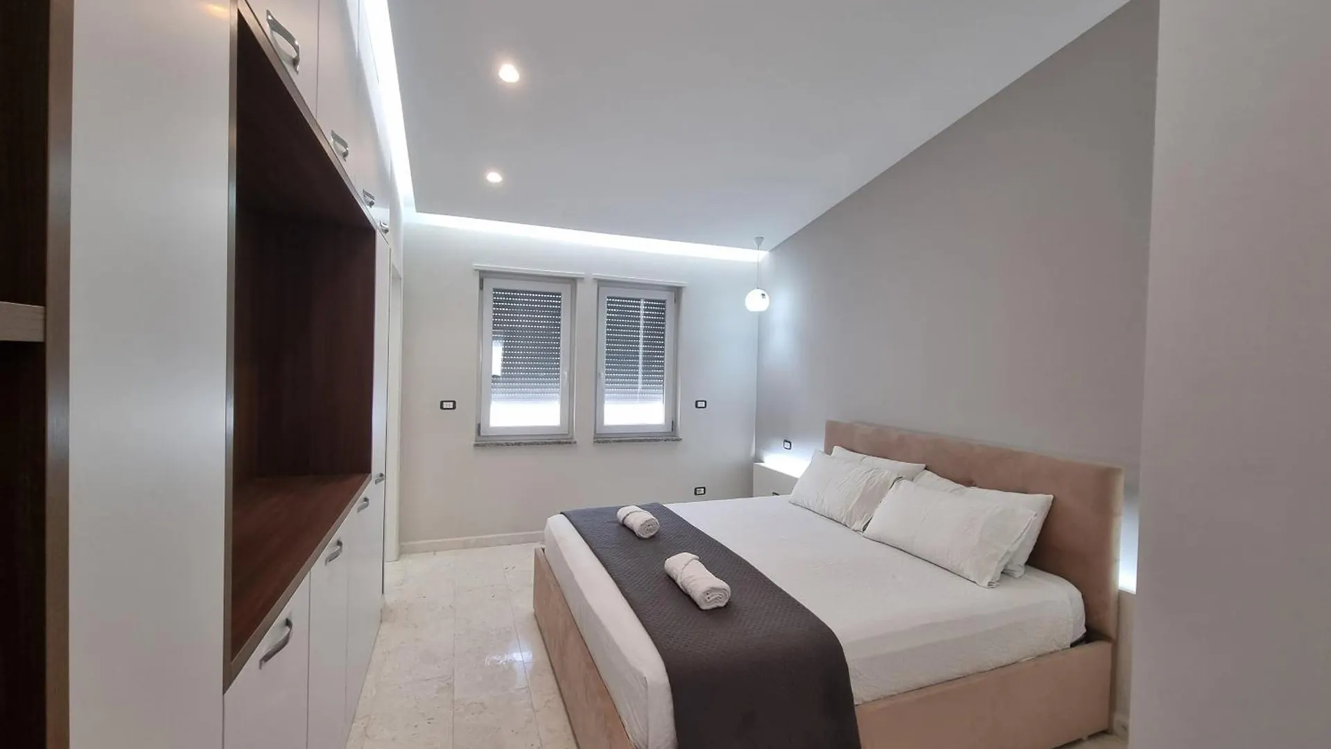 A&D Penthouse 3 Bedroom Apartment Shkoder